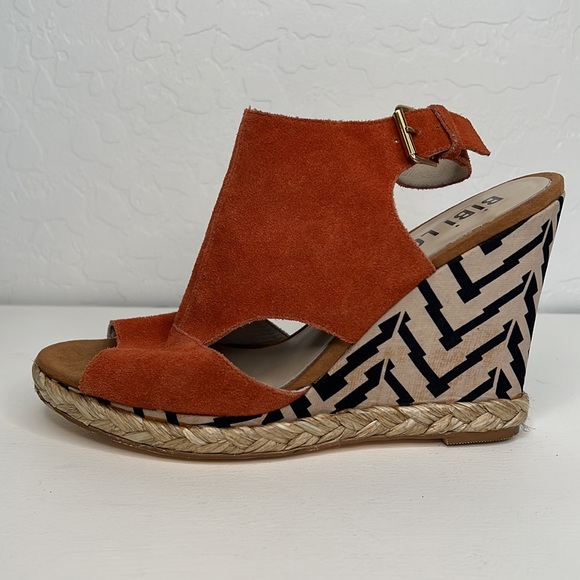 Bibi Lou rust orange suede & chevron wedge size 9 from Anthropologie - Picture 9 of 15